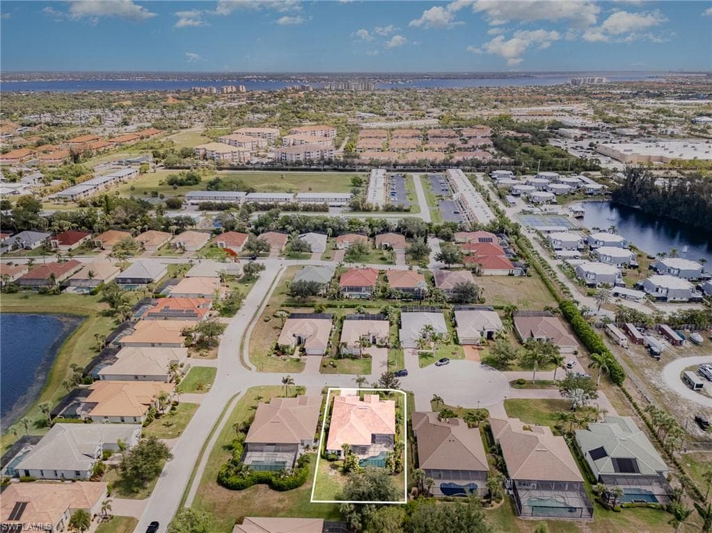 16121 Sand Ridge CT, FORT MYERS FL 33908-36