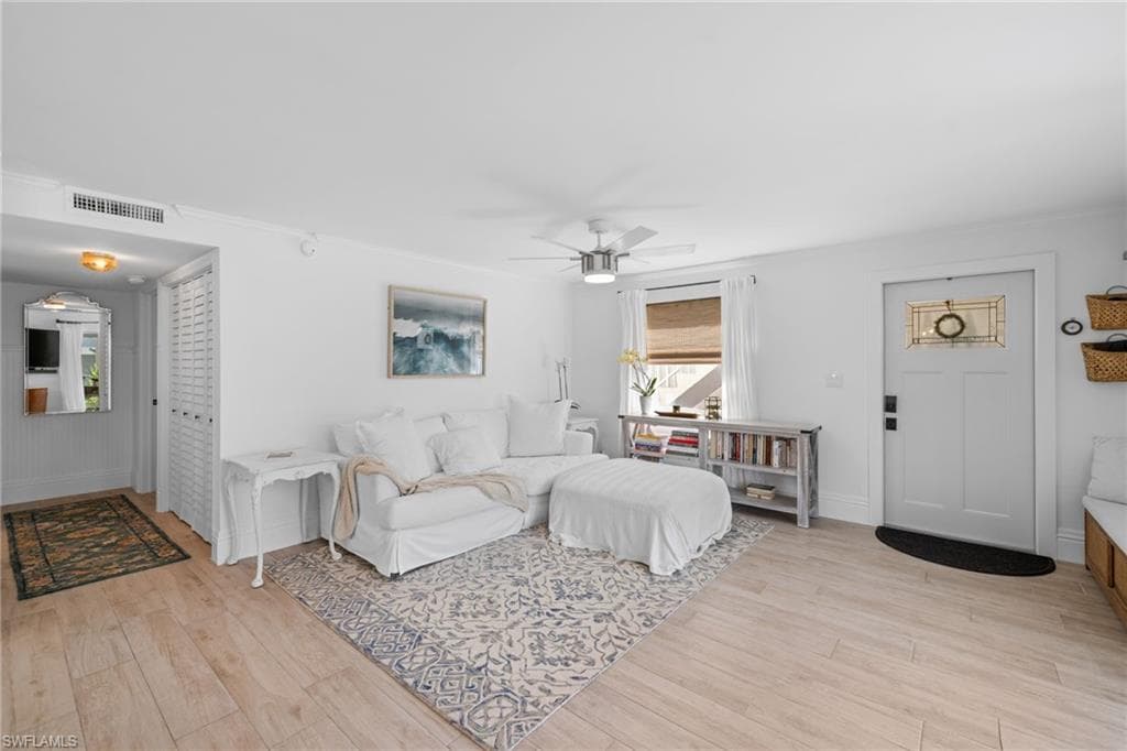 1549 SANDPIPER ST # 39, NAPLES FL 34102-9