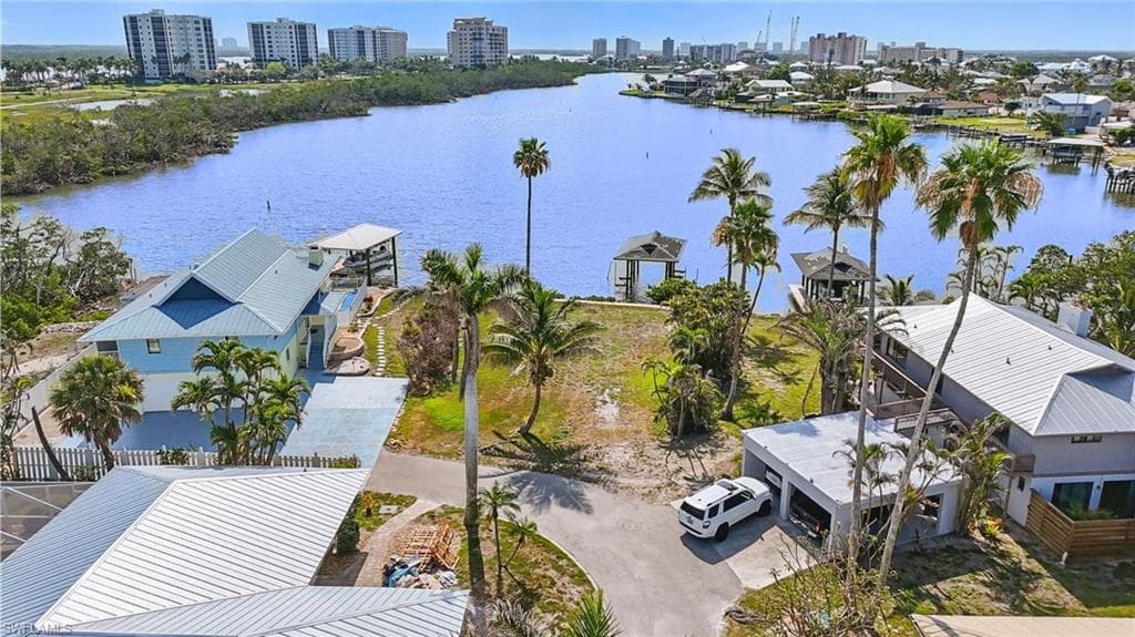 22491 Buccaneer Lagoon ST, FORT MYERS BEACH FL 33931-6