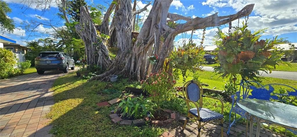 3601 Seagrape AVE, NAPLES FL 34104-11