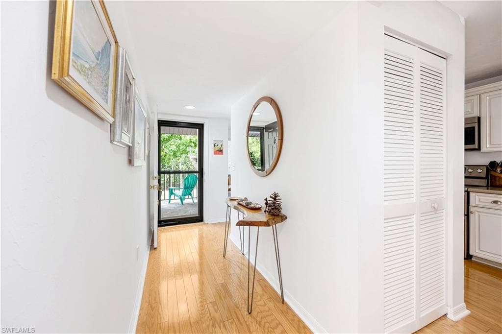 4241 Chantelle DR # D201, NAPLES FL 34112-2