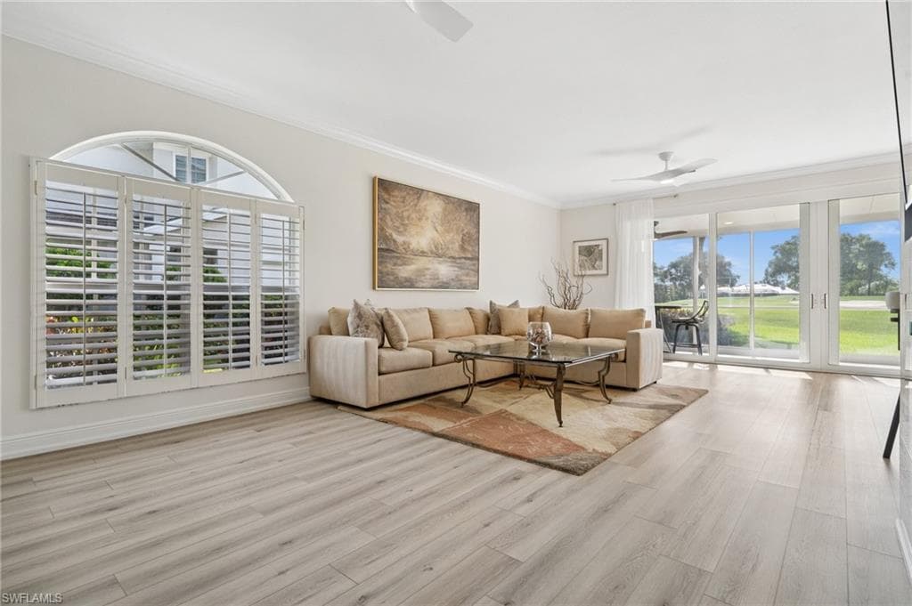 13180 Hamilton Harbour DR # E1, NAPLES FL 34110-1