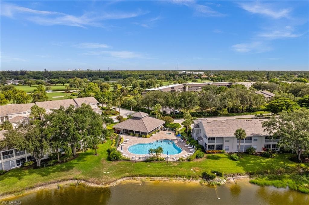 13180 Hamilton Harbour DR # E1, NAPLES FL 34110-29