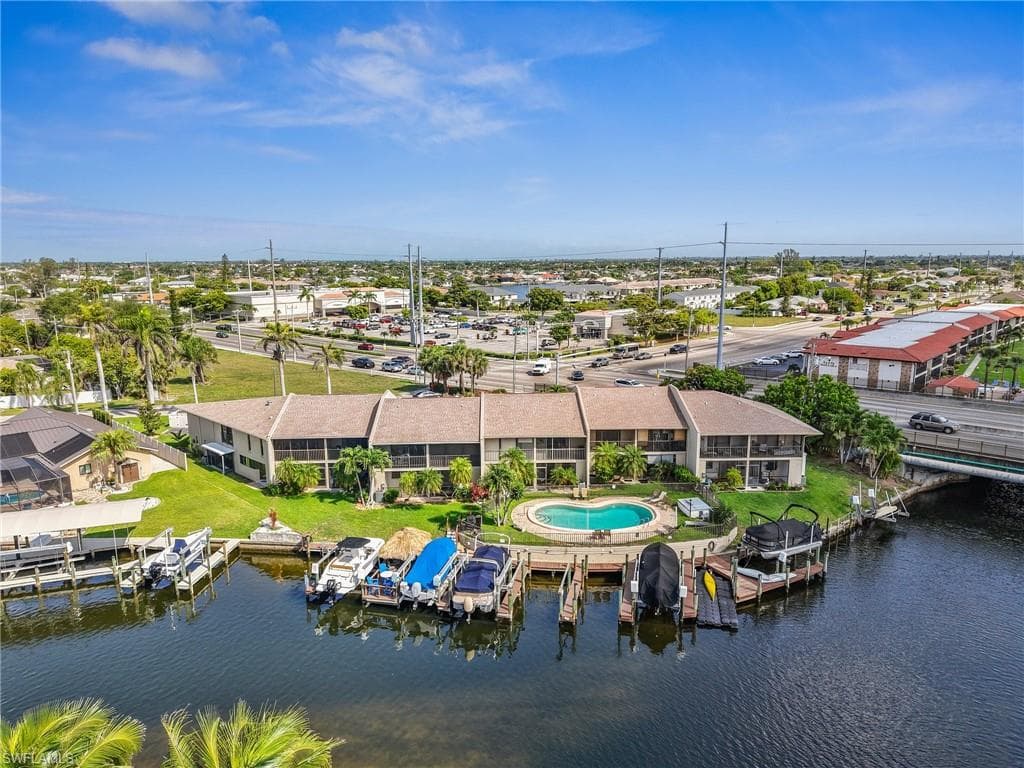 4803 SW Santa Barbara CT # 5, CAPE CORAL FL 33914-1