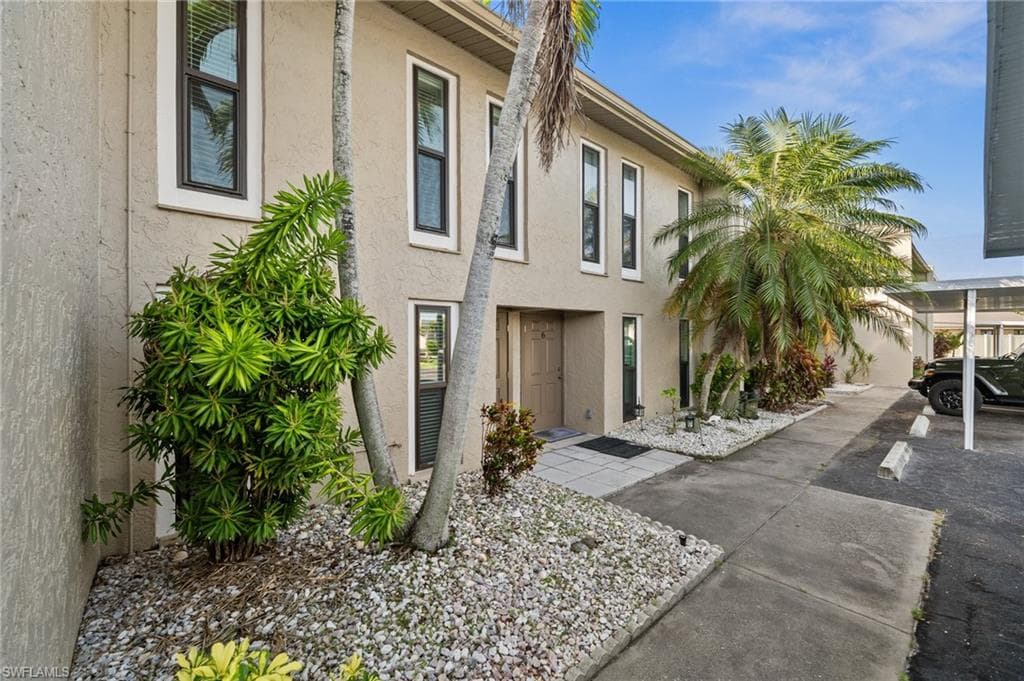 4803 SW Santa Barbara CT # 5, CAPE CORAL FL 33914-6
