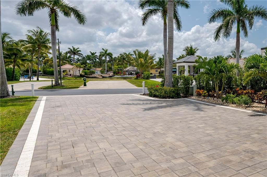 13379 Snook CIR, NAPLES FL 34114-27