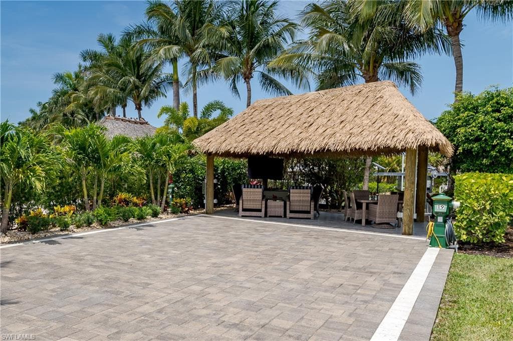 13379 Snook CIR, NAPLES FL 34114-8