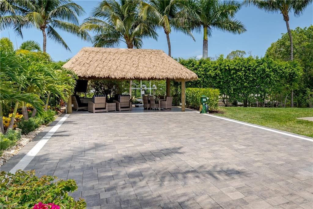 13379 Snook CIR, NAPLES FL 34114-7