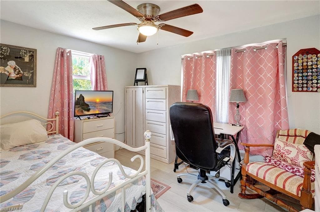 2153 Twin Brooks RD-23