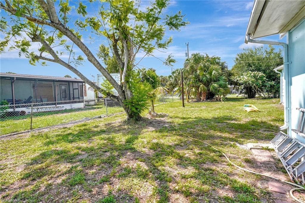 2153 Twin Brooks RD-27