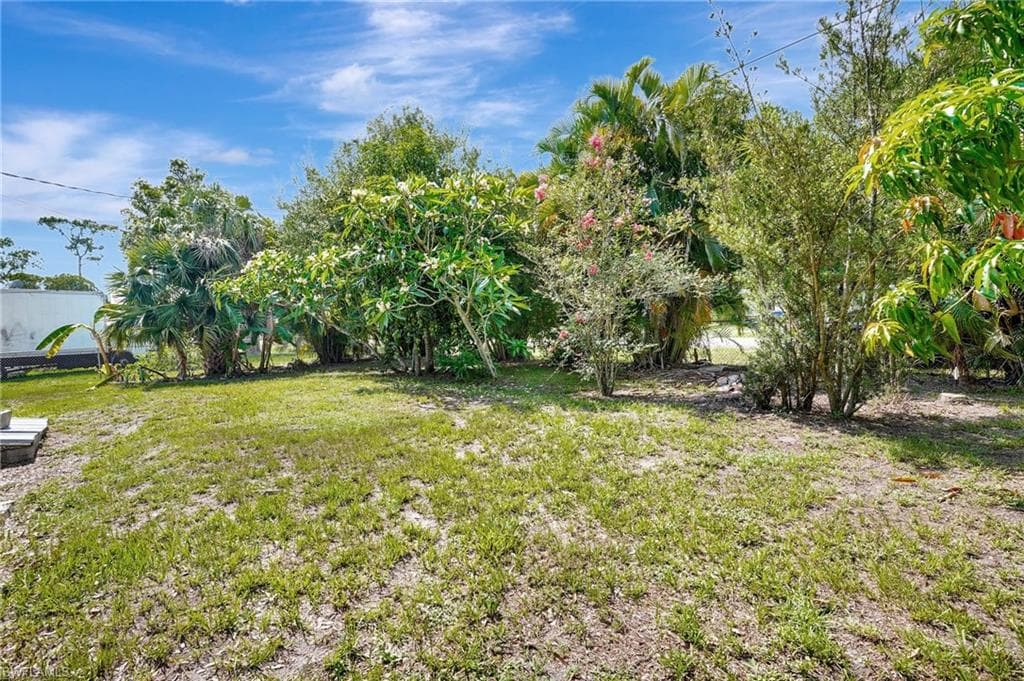 2153 Twin Brooks RD-31
