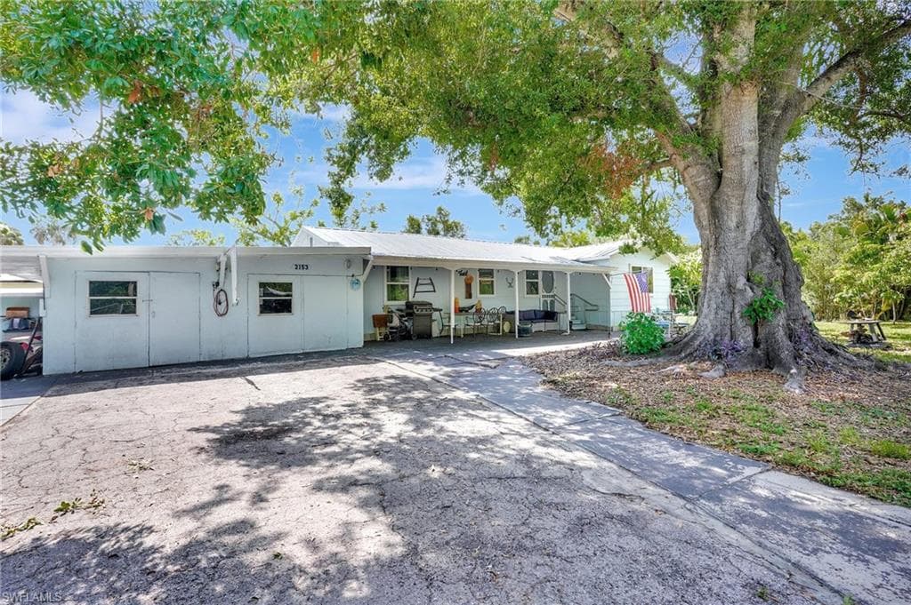 2153 Twin Brooks RD-4