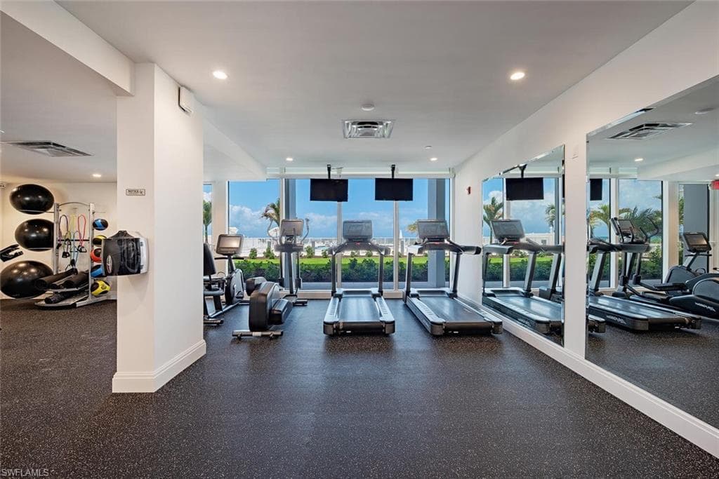 3443 Gulf Shore Blvd N # 409, NAPLES FL 34103-13