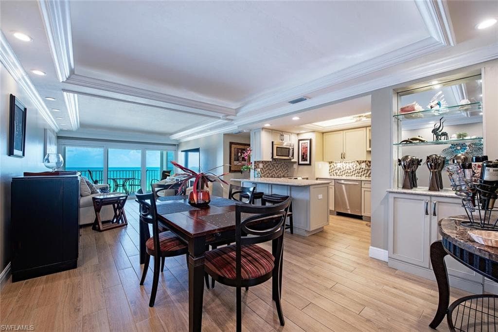 3443 Gulf Shore Blvd N # 409, NAPLES FL 34103-3