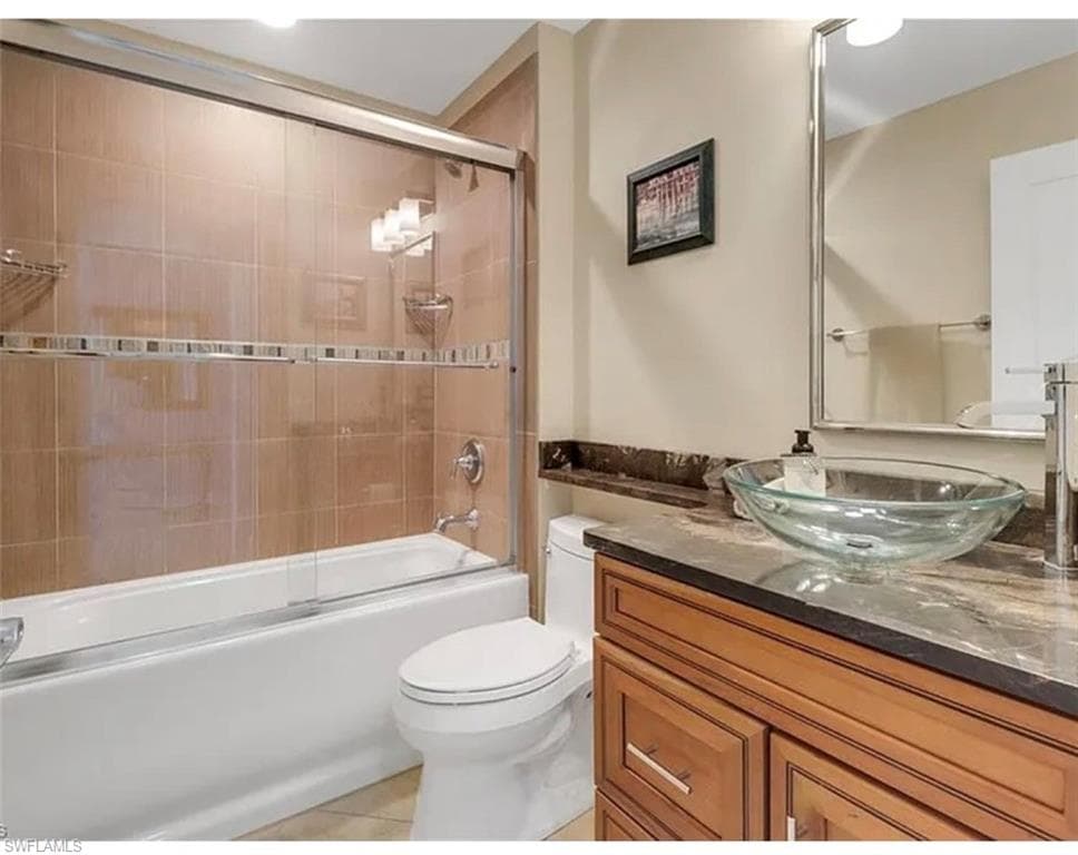 4650 Yacht Harbor DR # 125, NAPLES FL 34112-16