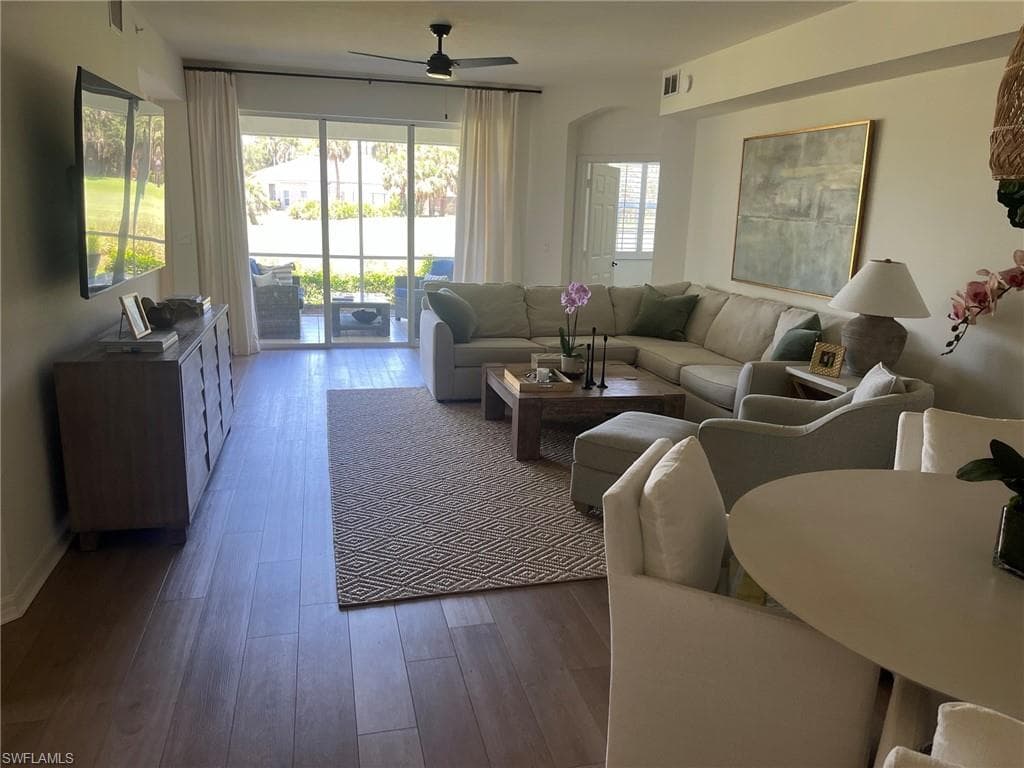 1630 Winding Oaks WAY # 5, NAPLES FL 34109-1