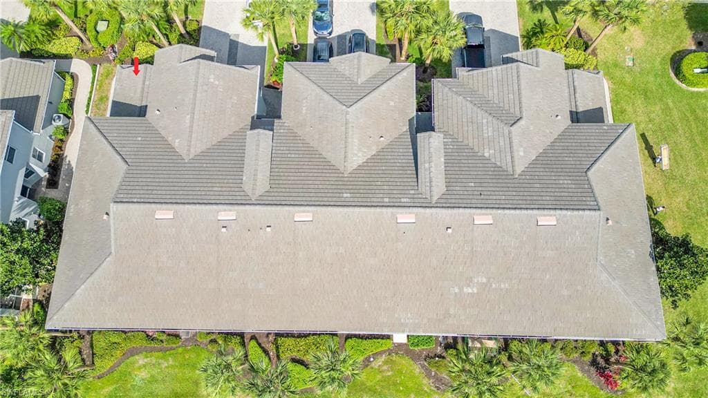 16590 Goldenrod LN # 103, ALVA FL 33920-32