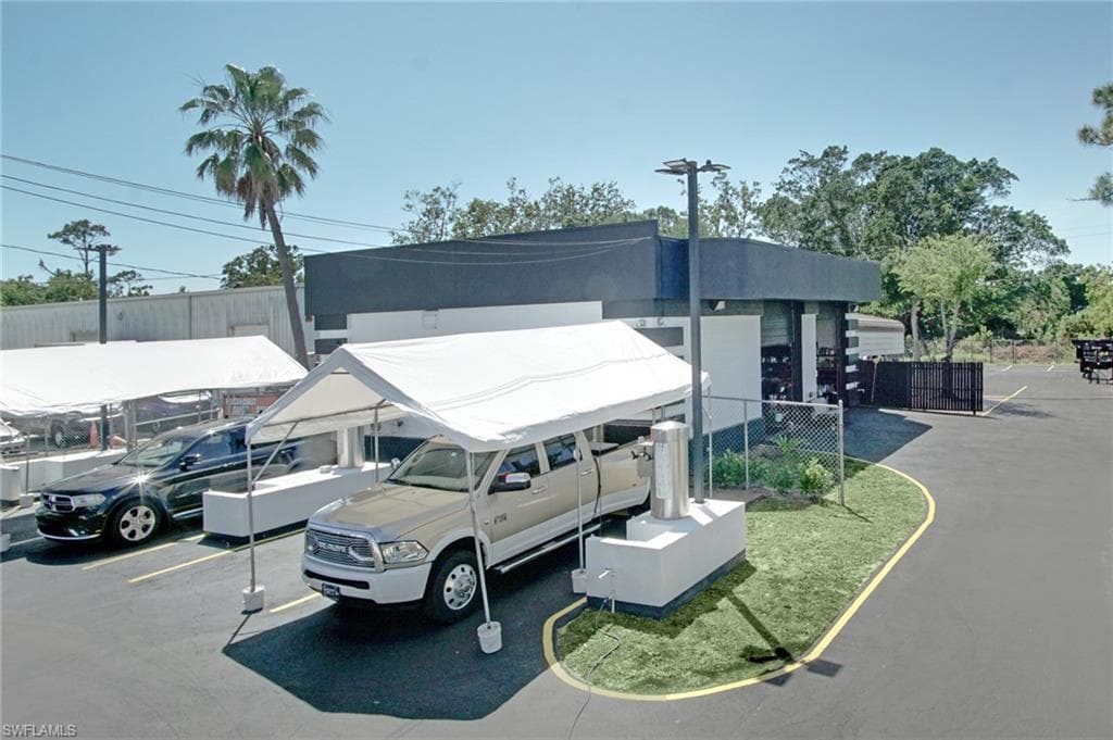 16070 S Tamiami TRL, FORT MYERS FL 33908-9