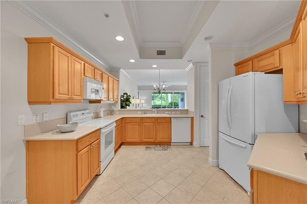4700 Yacht Harbor DR 612-6