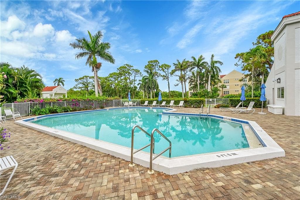 4700 Yacht Harbor DR 612-34
