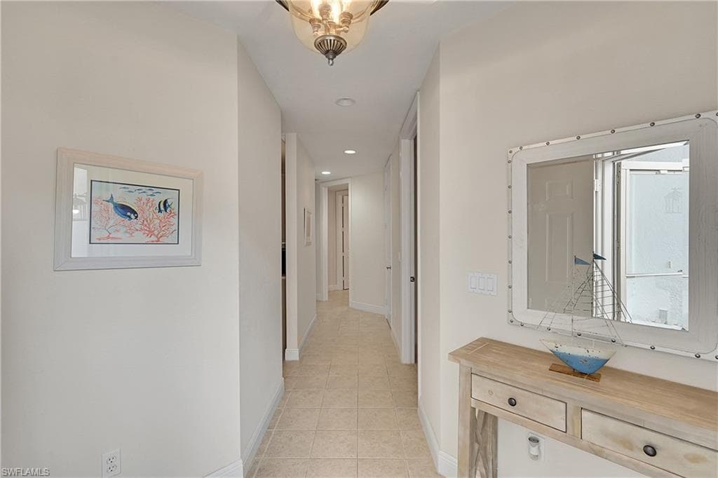 4700 Yacht Harbor DR 612-29