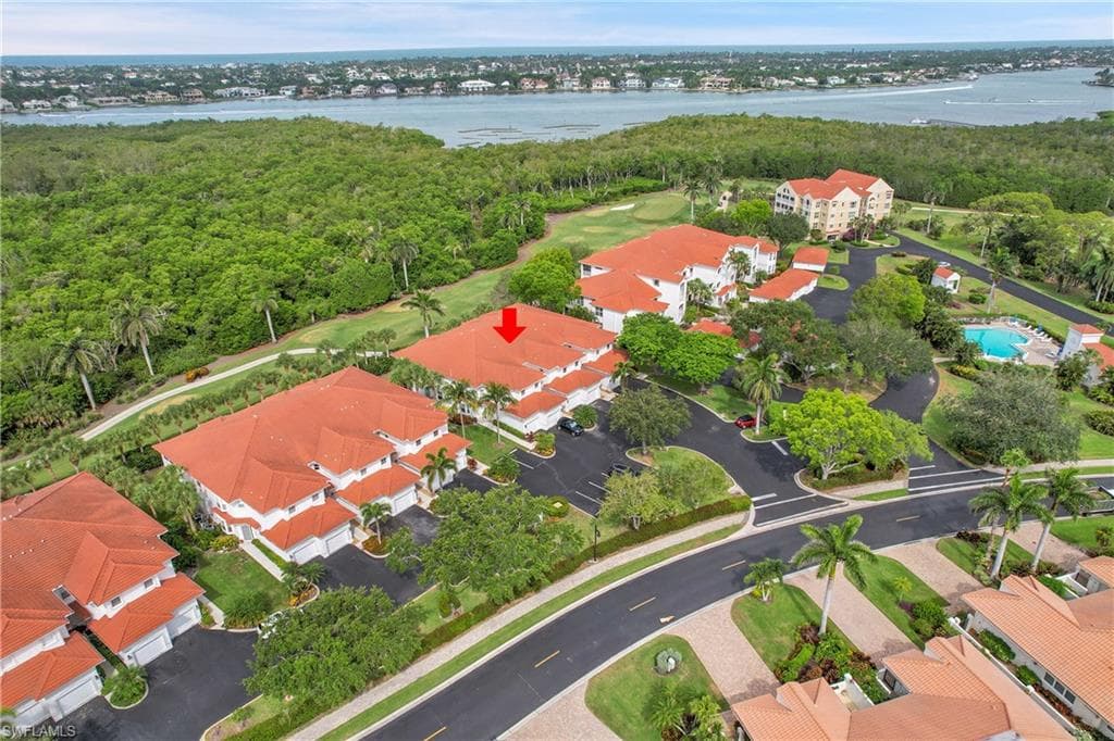 4700 Yacht Harbor DR 612-38