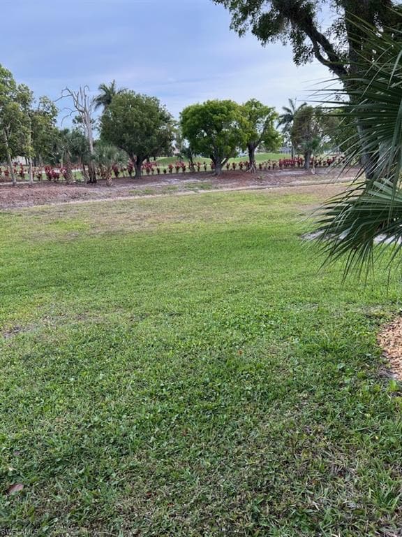 5651 Rattlesnake Hamm RD # 107, NAPLES FL 34113-16