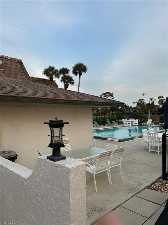 5651 Rattlesnake Hamm RD # 107, NAPLES FL 34113-19