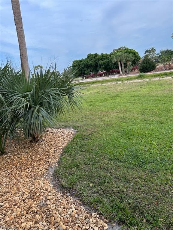 5651 Rattlesnake Hamm RD # 107, NAPLES FL 34113-14