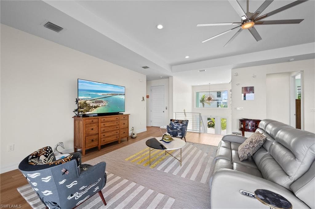 21521 Widgeon TER, FORT MYERS BEACH FL 33931-32