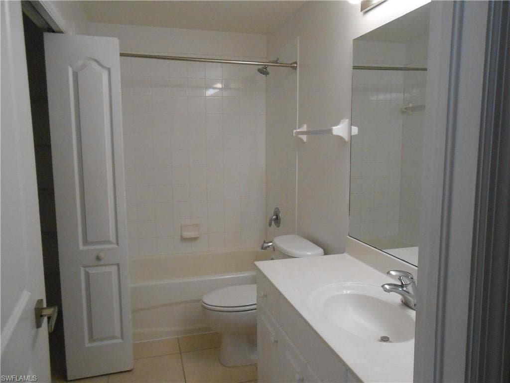 9409 Ivy Brook RUN # 1303, FORT MYERS FL 33913-18