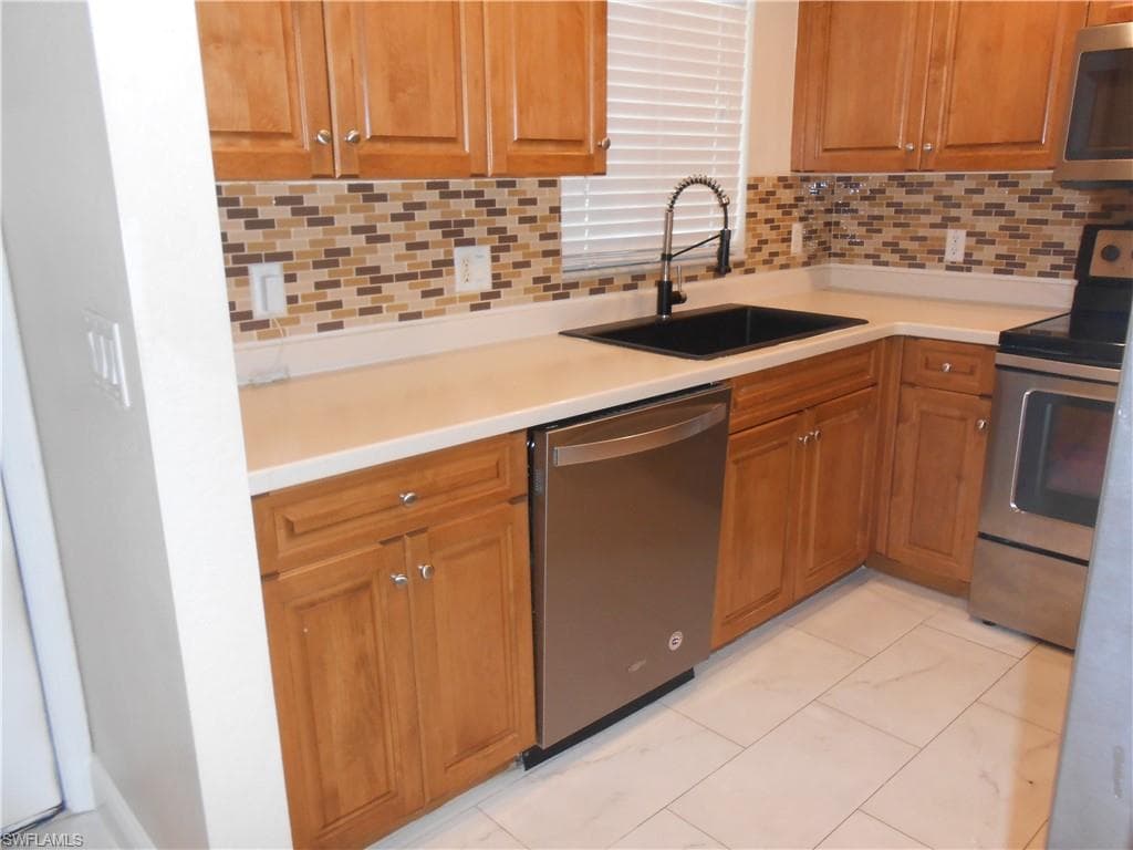 9409 Ivy Brook RUN # 1303, FORT MYERS FL 33913-3