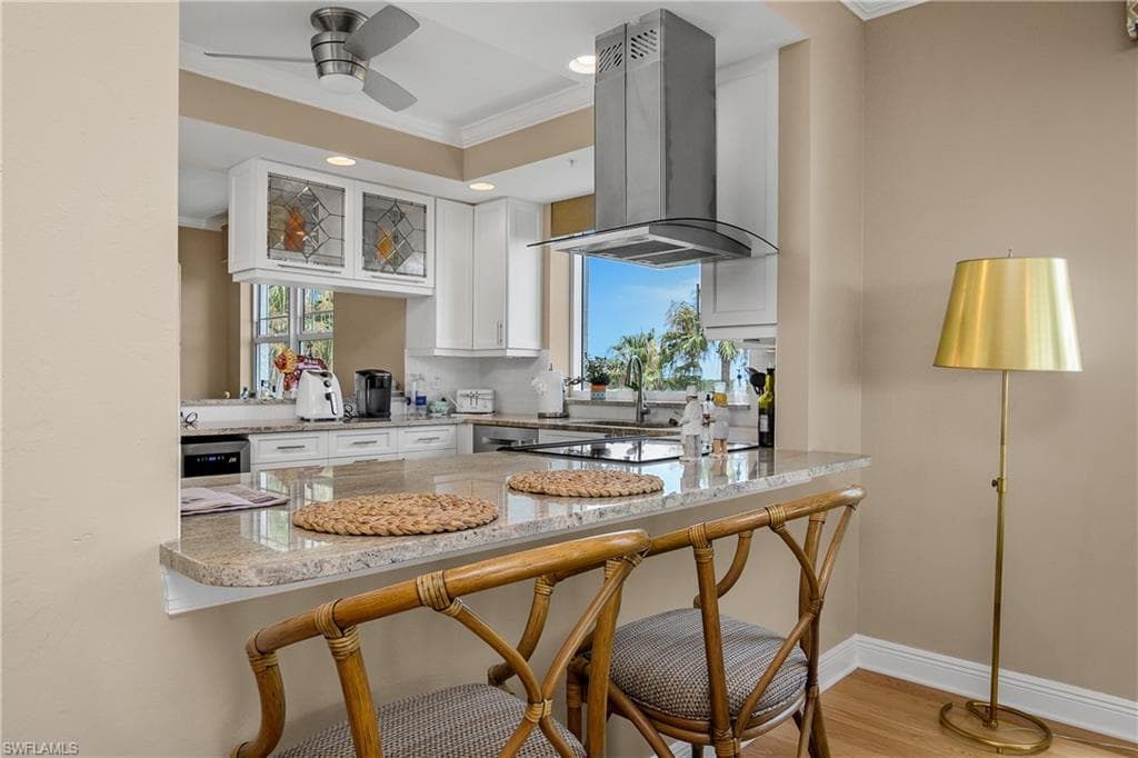 430 Cove Tower DR 501-12