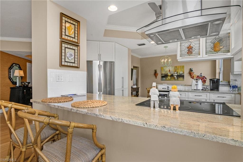 430 Cove Tower DR 501-11