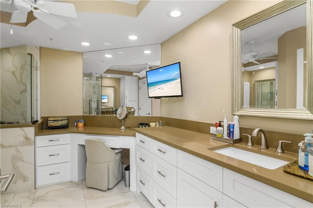 430 Cove Tower DR 501-20