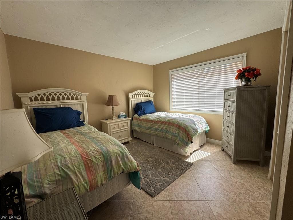 4031 Ice Castle WAY # 3303, NAPLES FL 34112-25