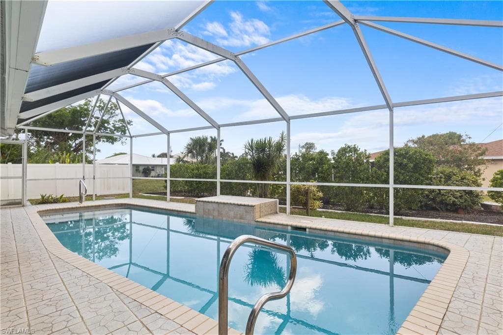 3332 SE 22nd PL, CAPE CORAL FL 33904-1