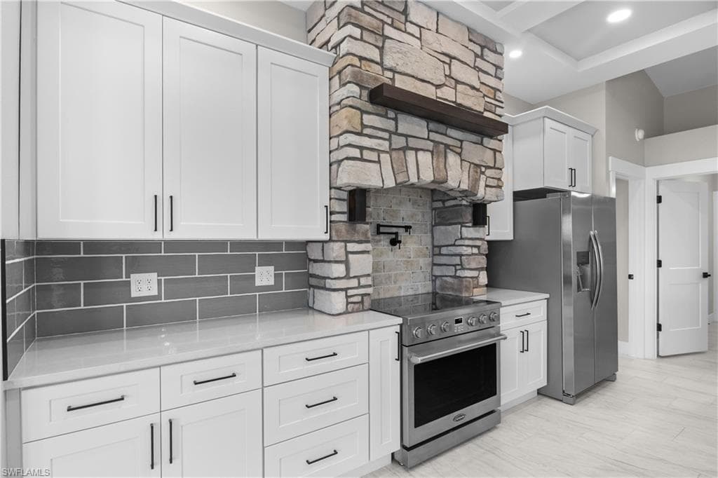 3332 SE 22nd PL, CAPE CORAL FL 33904-19