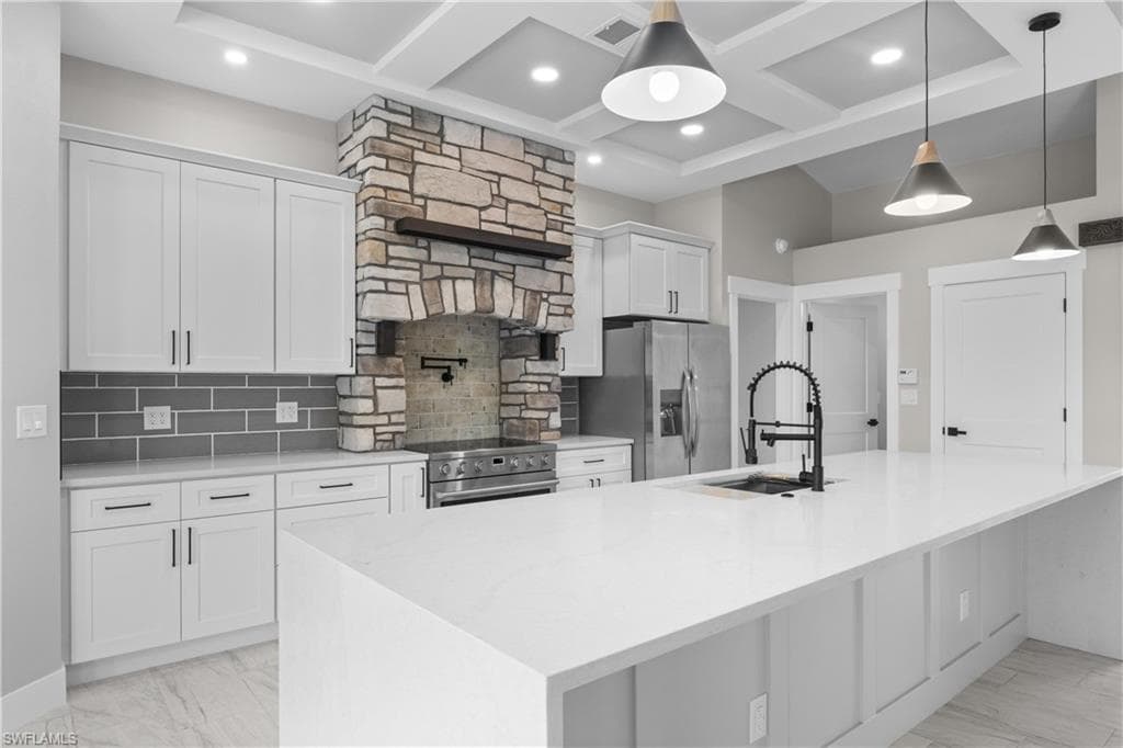 3332 SE 22nd PL, CAPE CORAL FL 33904-23