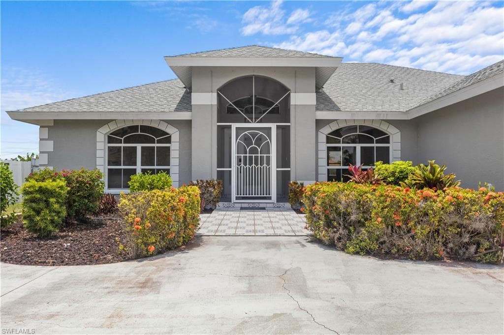 3332 SE 22nd PL, CAPE CORAL FL 33904-29
