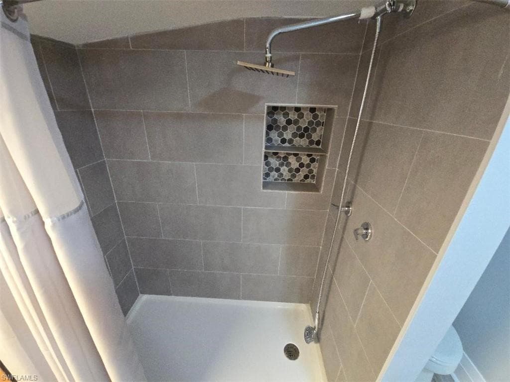 26111 Countess LN, BONITA SPRINGS FL 34135-5