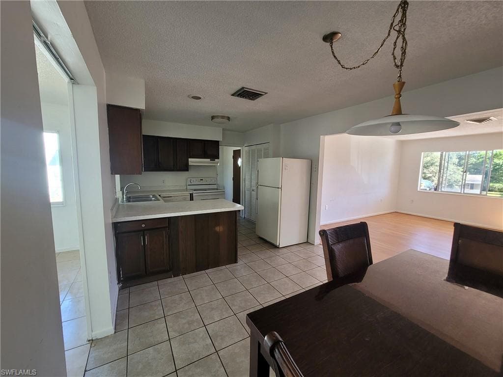 1112 Evanston ST-15