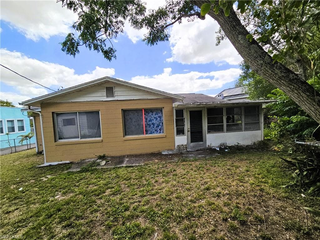 1112 Evanston ST-8