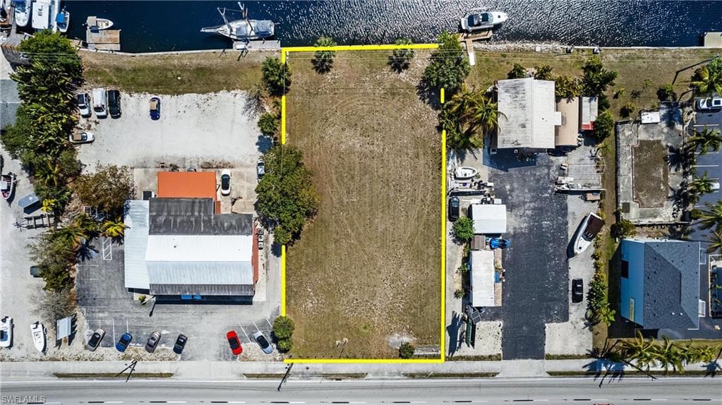17721 San Carlos BLVD, FORT MYERS BEACH FL 33931-2