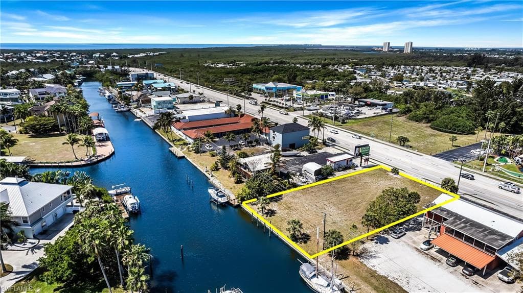 17721 San Carlos BLVD, FORT MYERS BEACH FL 33931-3