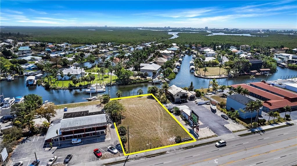 17721 San Carlos BLVD, FORT MYERS BEACH FL 33931-7