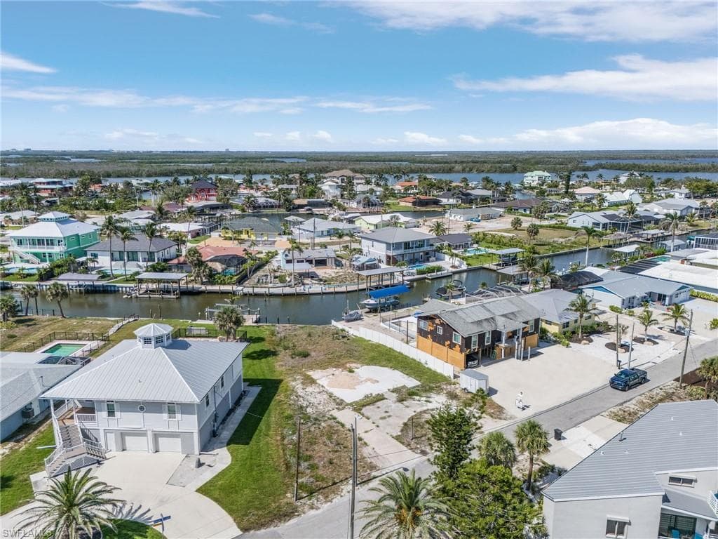 5199 Avenida Pescadora, FORT MYERS BEACH FL 33931-4