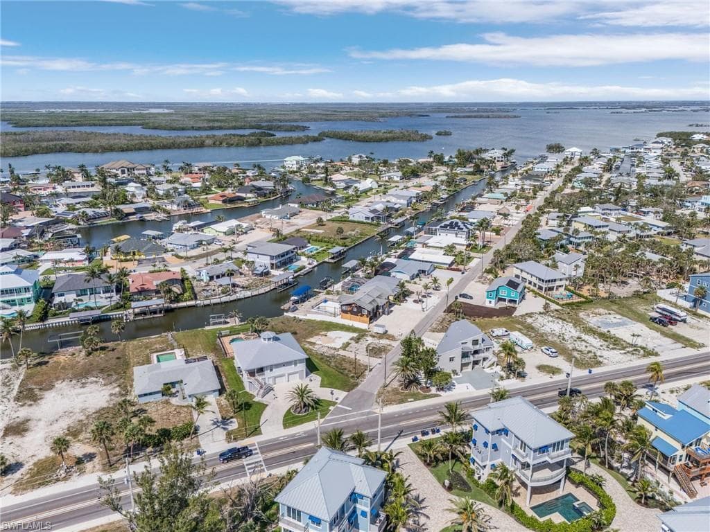 5199 Avenida Pescadora, FORT MYERS BEACH FL 33931-14