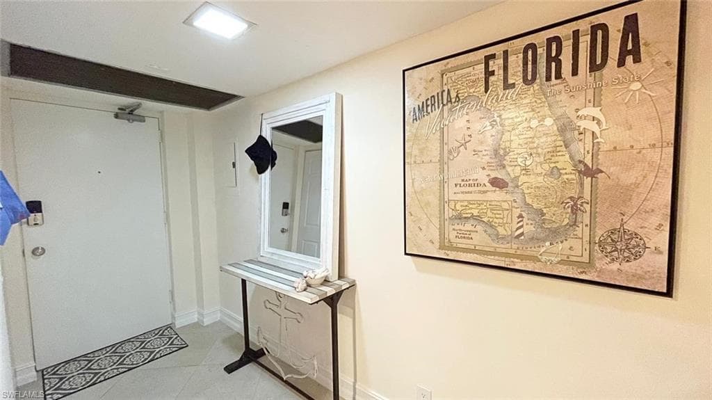 1 Bluebill AVE # 210, NAPLES FL 34108-9