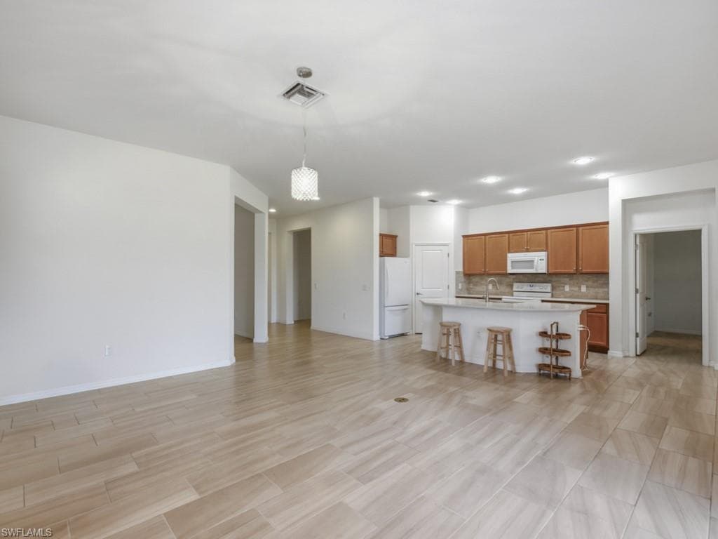 10646 Essex Square BLVD-5